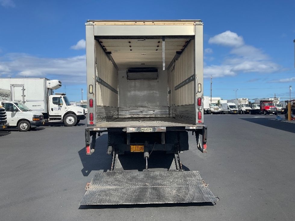 Refrigerated Truck-Light and Medium Duty Trucks-Isuzu-2017-NQR-Torrance-CA-73,581\n\t\tmiles-$ 49,750 - Image 8