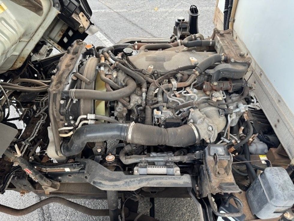 Refrigerated Truck-Light and Medium Duty Trucks-Isuzu-2017-NQR-Torrance-CA-73,865\n\t\tmiles-$ 48,500 - Image 22