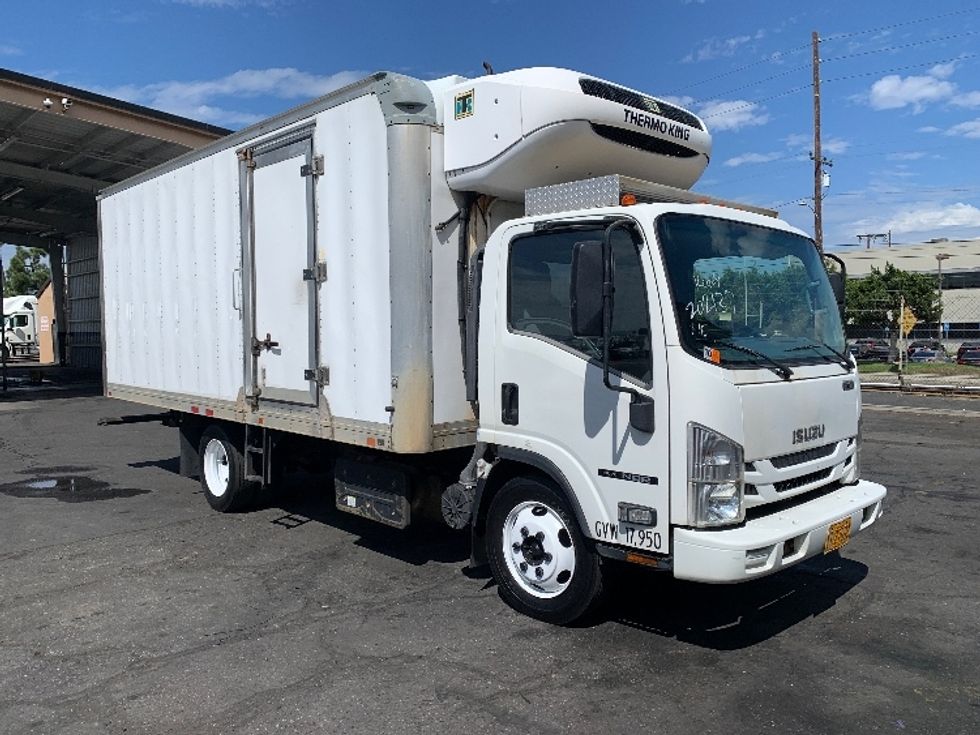 Refrigerated Truck-Light and Medium Duty Trucks-Isuzu-2017-NQR-Torrance-CA-82,199\n\t\tmiles-$ 46,500 - Image 1