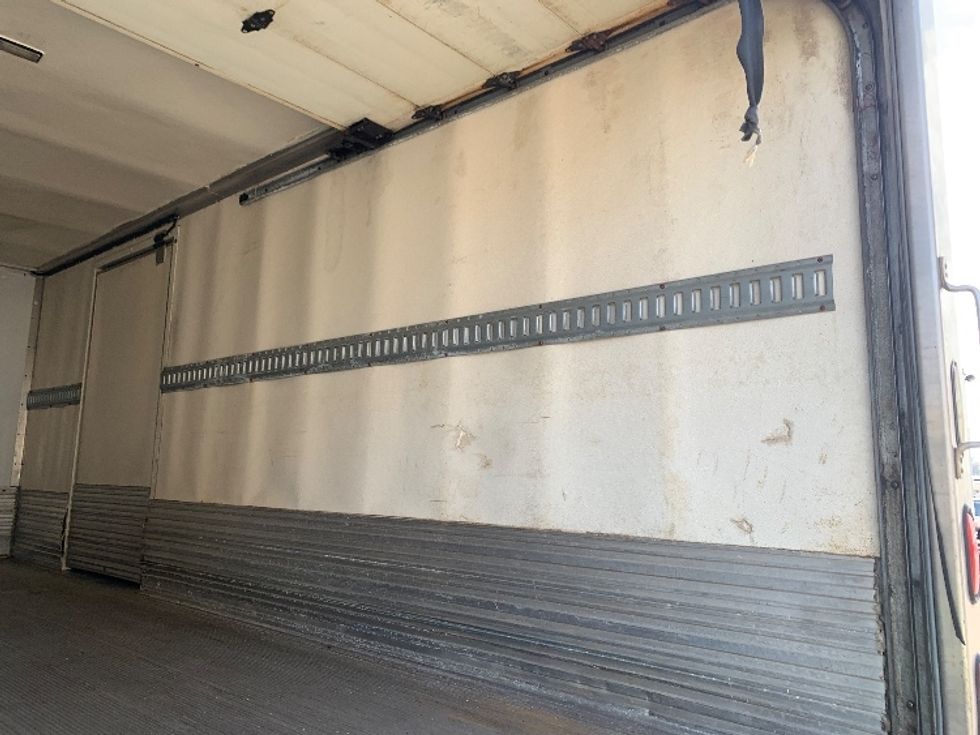 Refrigerated Truck-Light and Medium Duty Trucks-Isuzu-2017-NQR-Torrance-CA-82,199\n\t\tmiles-$ 46,500 - Image 11