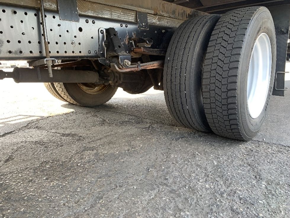 Refrigerated Truck-Light and Medium Duty Trucks-Isuzu-2017-NQR-Torrance-CA-82,199\n\t\tmiles-$ 46,500 - Image 5