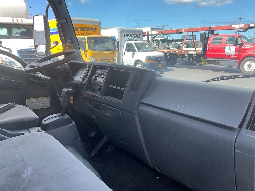 Refrigerated Truck-Light and Medium Duty Trucks-Isuzu-2017-NQR-Torrance-CA-99,954\n\t\tmiles-$ 49,250 - Image 20