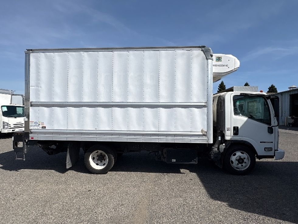 Refrigerated Truck-Light and Medium Duty Trucks-Isuzu-2017-NRR-West Sacramento-CA-211,877\n\t\tmiles-$ 41,500 - Image 15