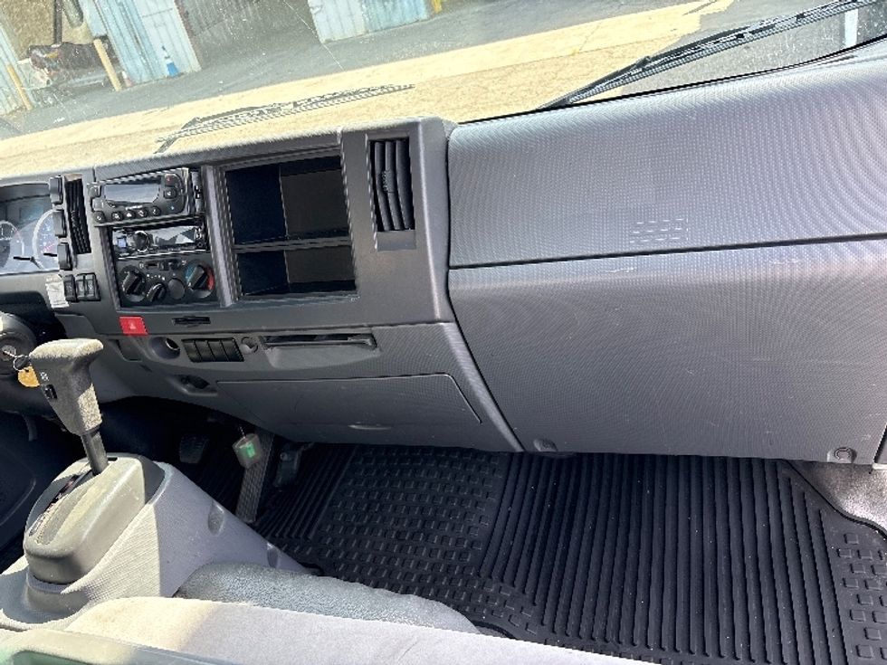 Refrigerated Truck-Light and Medium Duty Trucks-Isuzu-2017-NRR-West Sacramento-CA-211,877\n\t\tmiles-$ 41,500 - Image 19