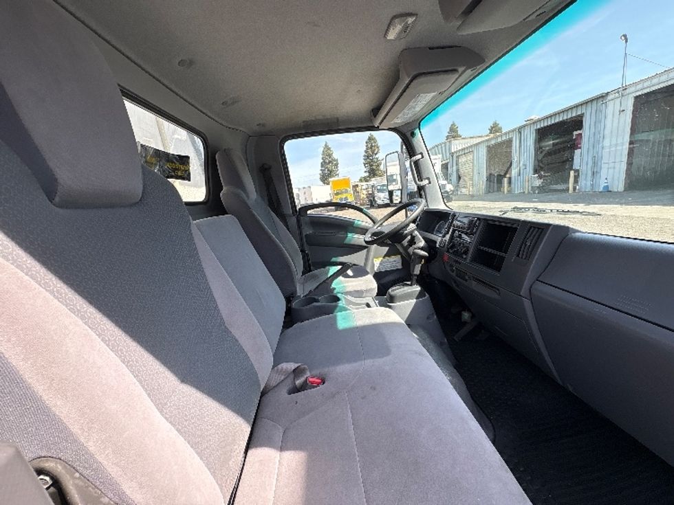 Refrigerated Truck-Light and Medium Duty Trucks-Isuzu-2017-NRR-West Sacramento-CA-211,877\n\t\tmiles-$ 41,500 - Image 20