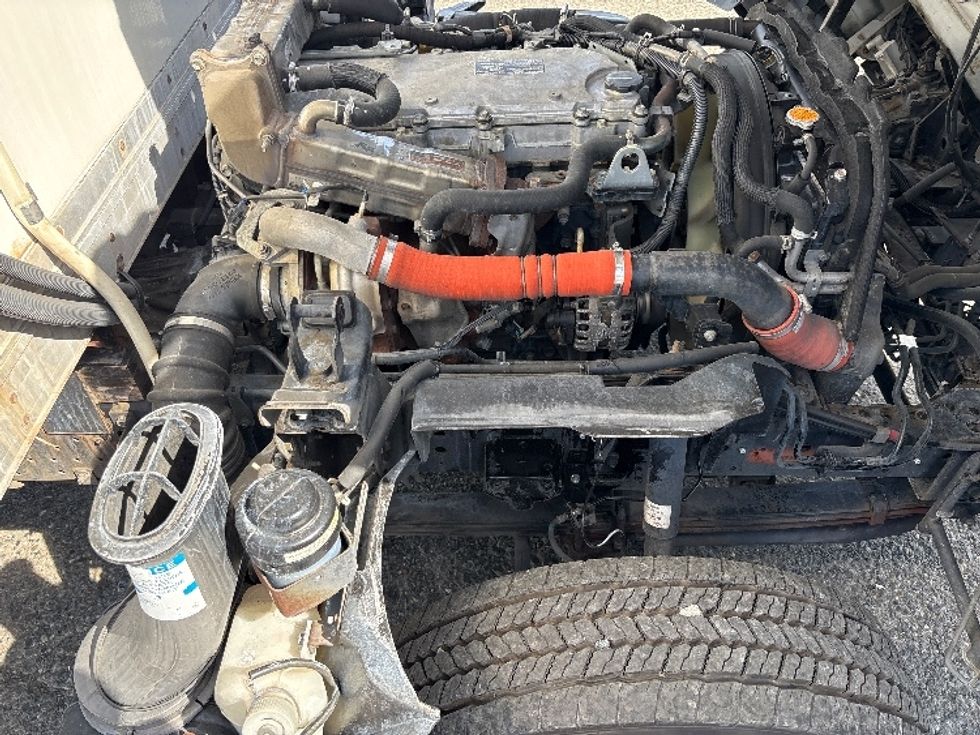 Refrigerated Truck-Light and Medium Duty Trucks-Isuzu-2017-NRR-West Sacramento-CA-211,877\n\t\tmiles-$ 41,500 - Image 21