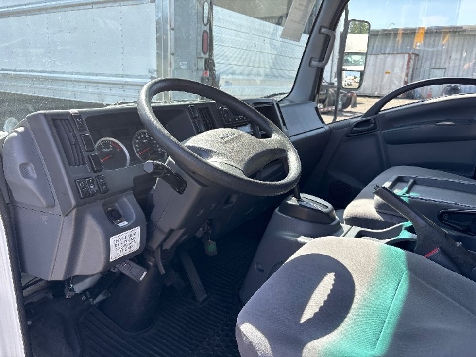 Refrigerated Truck-Light and Medium Duty Trucks-Isuzu-2017-NRR-West Sacramento-CA-211,877\n\t\tmiles-$ 41,500 - Image 24