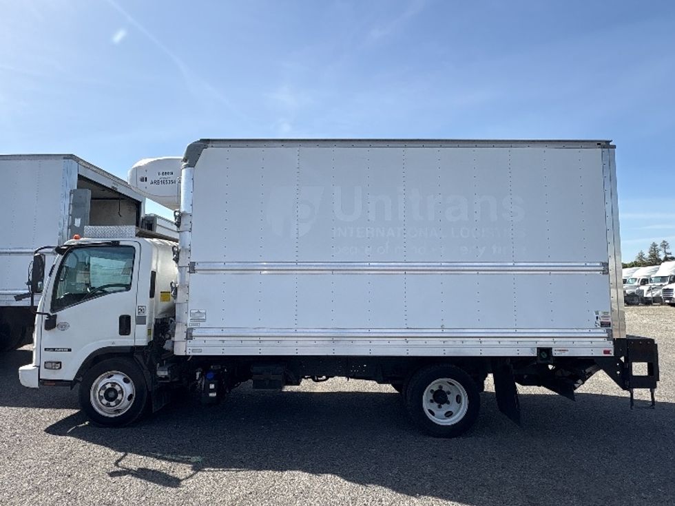 Refrigerated Truck-Light and Medium Duty Trucks-Isuzu-2017-NRR-West Sacramento-CA-211,877\n\t\tmiles-$ 41,500 - Image 4