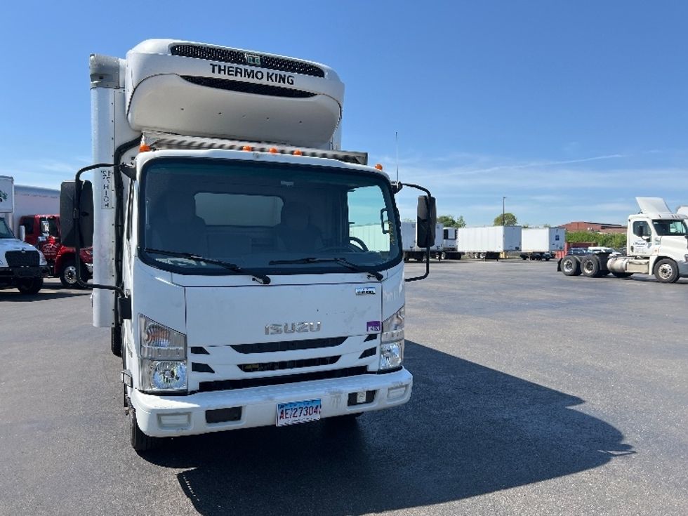 Refrigerated Truck-Light and Medium Duty Trucks-Isuzu-2017-NRR-Westfield-MA-110,236\n\t\tmiles-$ 42,500 - Image 2