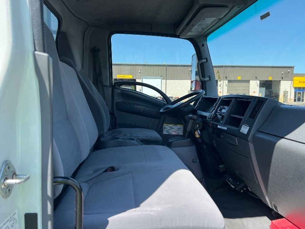 Refrigerated Truck-Light and Medium Duty Trucks-Isuzu-2017-NRR-Westfield-MA-110,236\n\t\tmiles-$ 42,500 - Image 22