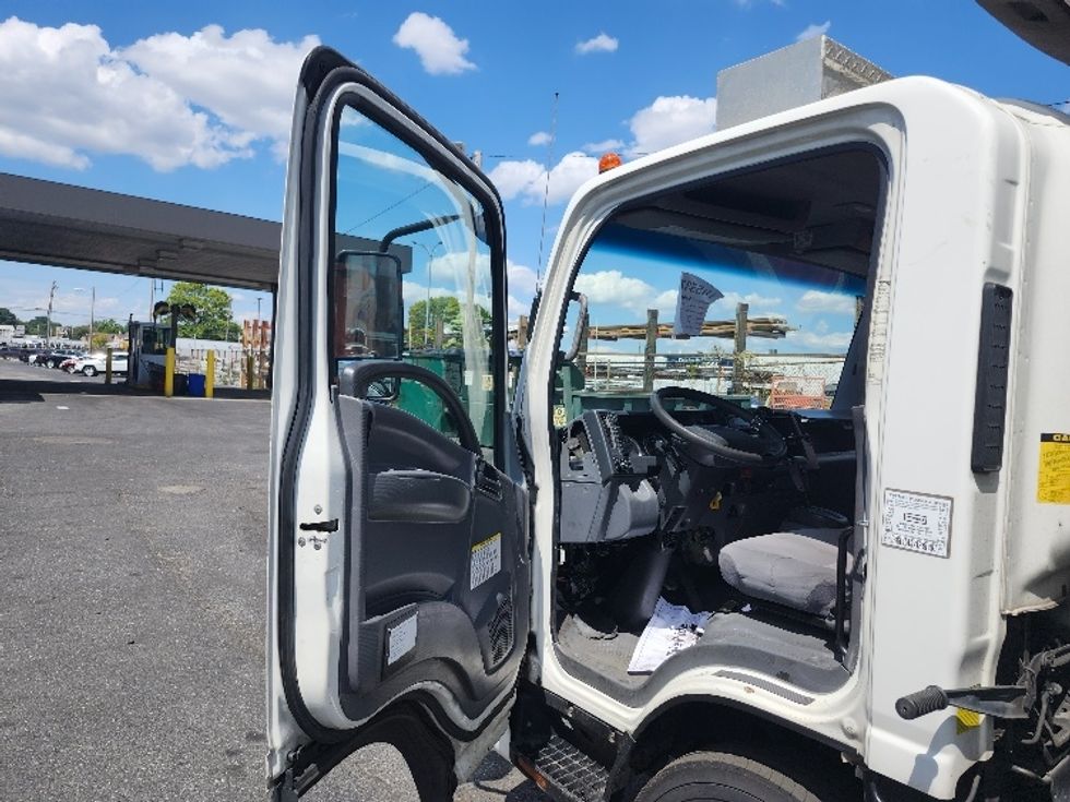 Refrigerated Truck-Light and Medium Duty Trucks-Isuzu-2018-NPRXD-Baltimore-MD-257,224\n\t\tmiles-$ 21,500 - Image 13