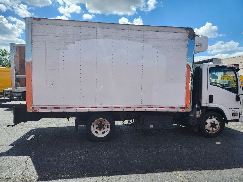Refrigerated Truck-Light and Medium Duty Trucks-Isuzu-2018-NPRXD-Baltimore-MD-257,224\n\t\tmiles-$ 21,500 - Image 16