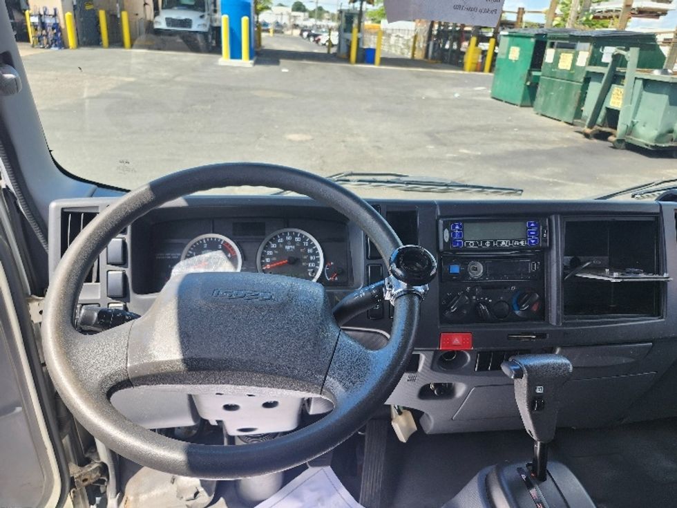 Refrigerated Truck-Light and Medium Duty Trucks-Isuzu-2018-NPRXD-Baltimore-MD-257,224\n\t\tmiles-$ 21,500 - Image 18