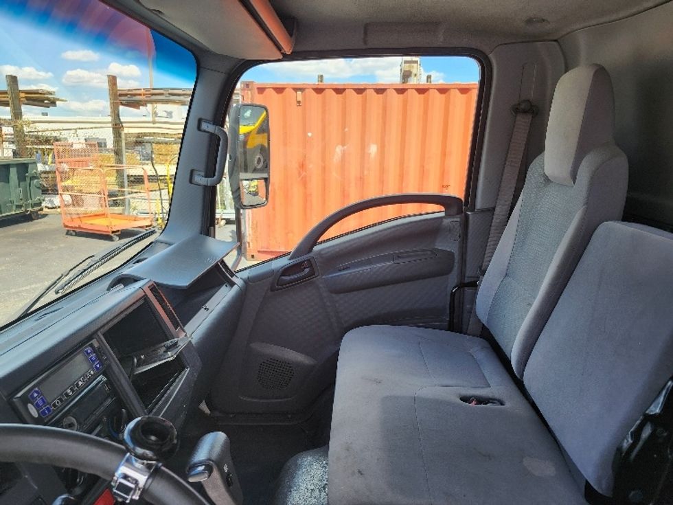 Refrigerated Truck-Light and Medium Duty Trucks-Isuzu-2018-NPRXD-Baltimore-MD-257,224\n\t\tmiles-$ 21,500 - Image 19