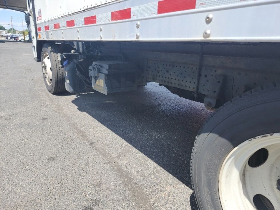 Refrigerated Truck-Light and Medium Duty Trucks-Isuzu-2018-NPRXD-Baltimore-MD-257,224\n\t\tmiles-$ 21,500 - Image 5