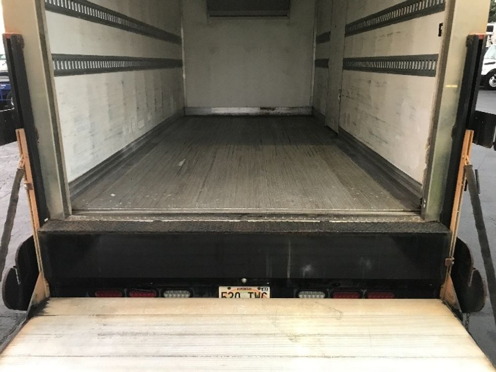 Refrigerated Truck-Light and Medium Duty Trucks-Isuzu-2018-NPRXD-La Mirada-CA-58,595\n\t\tmiles-$ 55,750 - Image 10