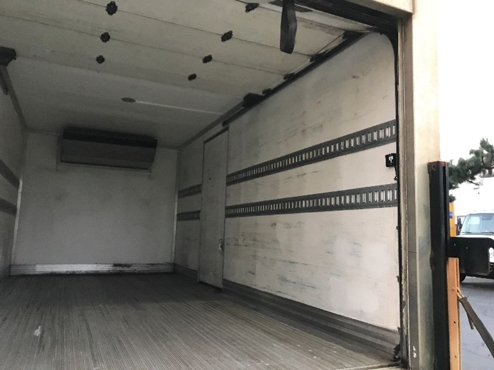 Refrigerated Truck-Light and Medium Duty Trucks-Isuzu-2018-NPRXD-La Mirada-CA-58,595\n\t\tmiles-$ 55,750 - Image 12