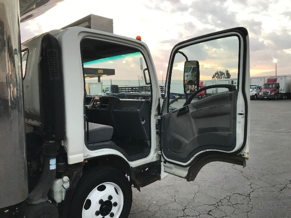 Refrigerated Truck-Light and Medium Duty Trucks-Isuzu-2018-NPRXD-La Mirada-CA-58,595\n\t\tmiles-$ 55,750 - Image 20