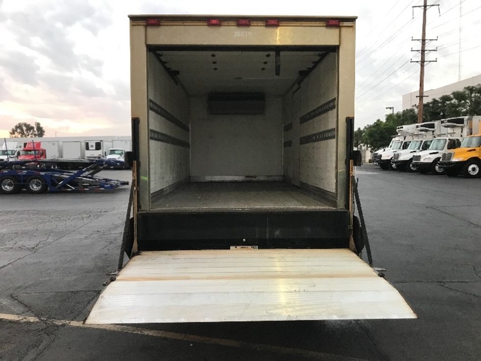Refrigerated Truck-Light and Medium Duty Trucks-Isuzu-2018-NPRXD-La Mirada-CA-58,595\n\t\tmiles-$ 55,750 - Image 9