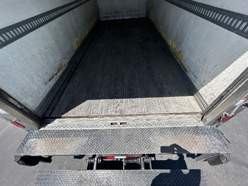 Refrigerated Truck-Light and Medium Duty Trucks-Isuzu-2018-NPRXD-Las Vegas-NV-90,762\n\t\tmiles-$ 51,750 - Image 10