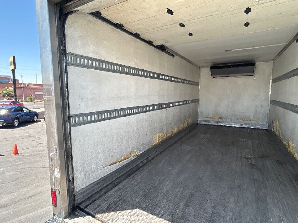 Refrigerated Truck-Light and Medium Duty Trucks-Isuzu-2018-NPRXD-Las Vegas-NV-90,762\n\t\tmiles-$ 51,750 - Image 11