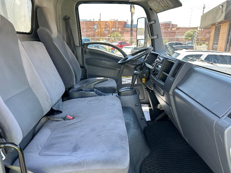 Refrigerated Truck-Light and Medium Duty Trucks-Isuzu-2018-NPRXD-Las Vegas-NV-90,762\n\t\tmiles-$ 51,750 - Image 19