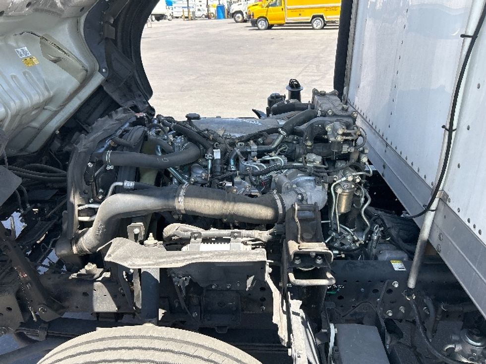Refrigerated Truck-Light and Medium Duty Trucks-Isuzu-2018-NPRXD-Las Vegas-NV-90,762\n\t\tmiles-$ 51,750 - Image 21
