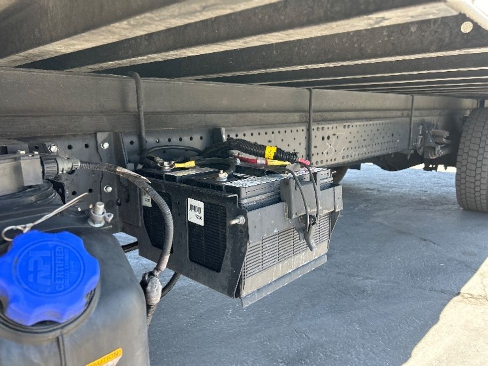 Refrigerated Truck-Light and Medium Duty Trucks-Isuzu-2018-NPRXD-Las Vegas-NV-90,762\n\t\tmiles-$ 51,750 - Image 5