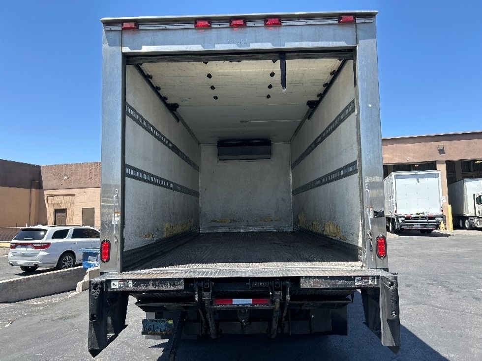 Refrigerated Truck-Light and Medium Duty Trucks-Isuzu-2018-NPRXD-Las Vegas-NV-90,762\n\t\tmiles-$ 51,750 - Image 8