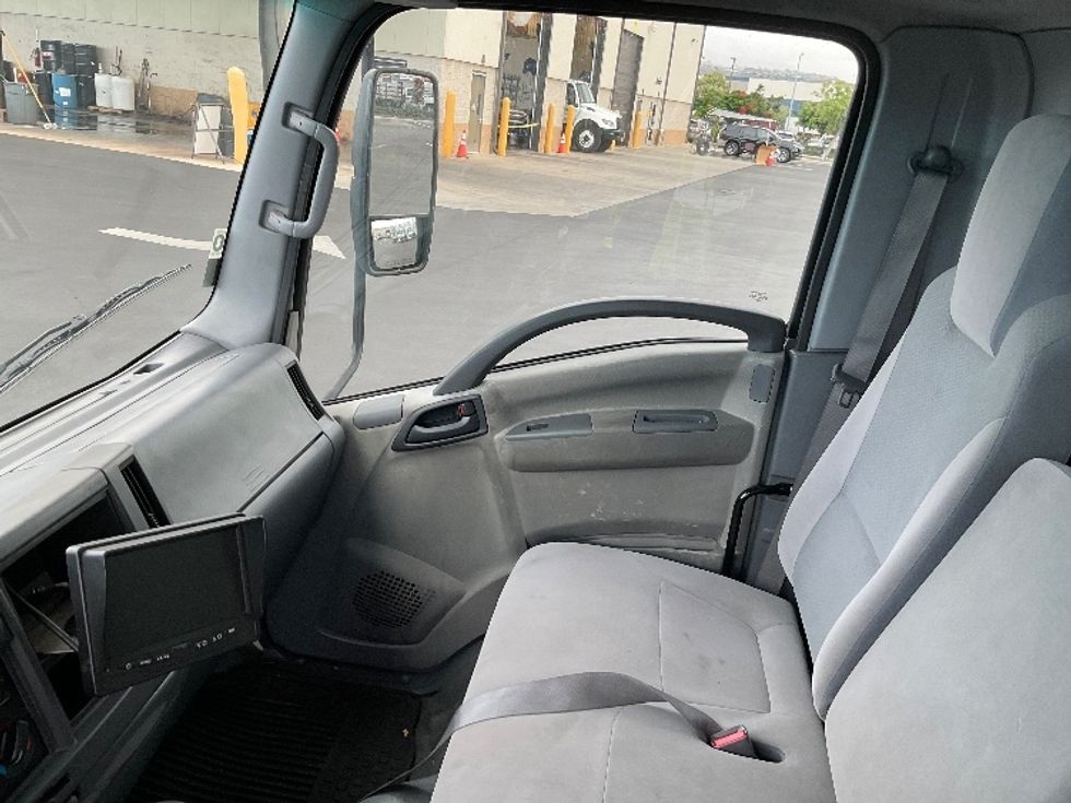 Refrigerated Truck-Light and Medium Duty Trucks-Isuzu-2018-NPRXD-Torrance-CA-29,105\n\t\tmiles-$ 57,500 - Image 19