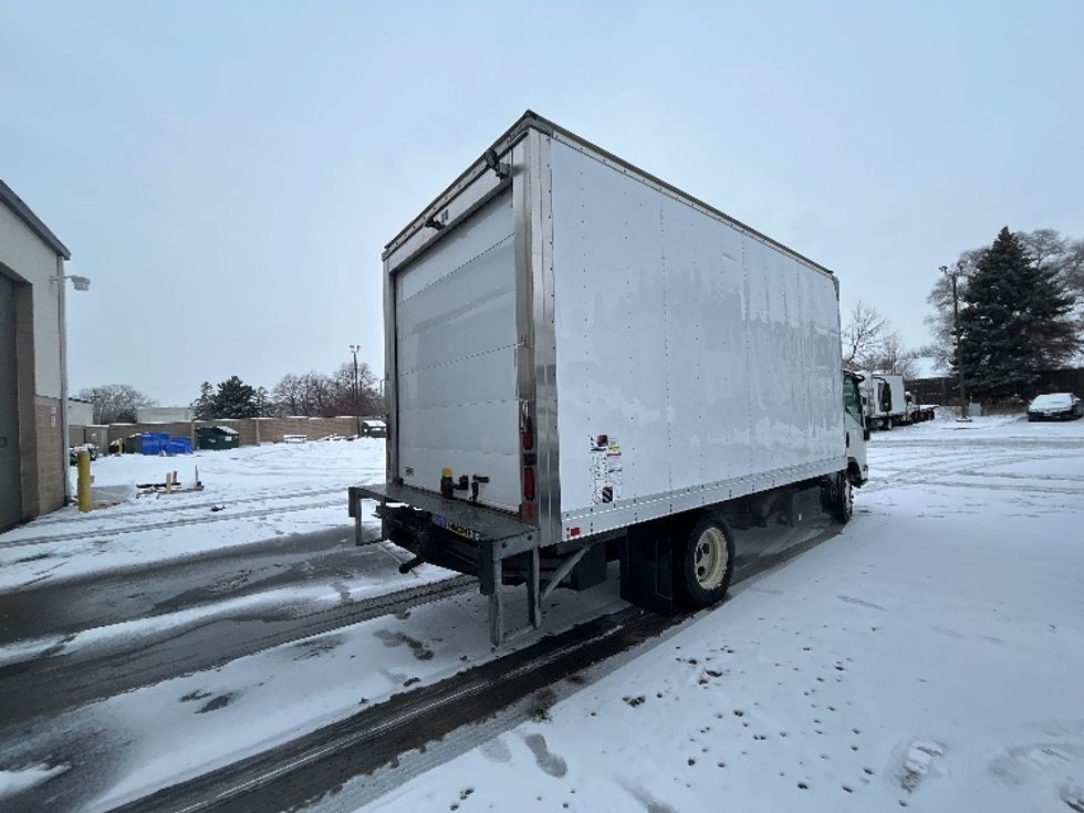 Refrigerated Truck-Light and Medium Duty Trucks-Isuzu-2018-NQR-Brooklyn Park-MN-46,759\n\t\tmiles-$ 55,000 - Image 12