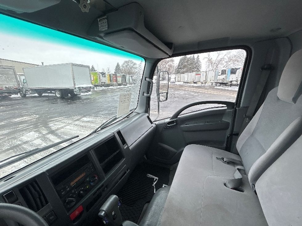 Refrigerated Truck-Light and Medium Duty Trucks-Isuzu-2018-NQR-Brooklyn Park-MN-46,759\n\t\tmiles-$ 55,000 - Image 20