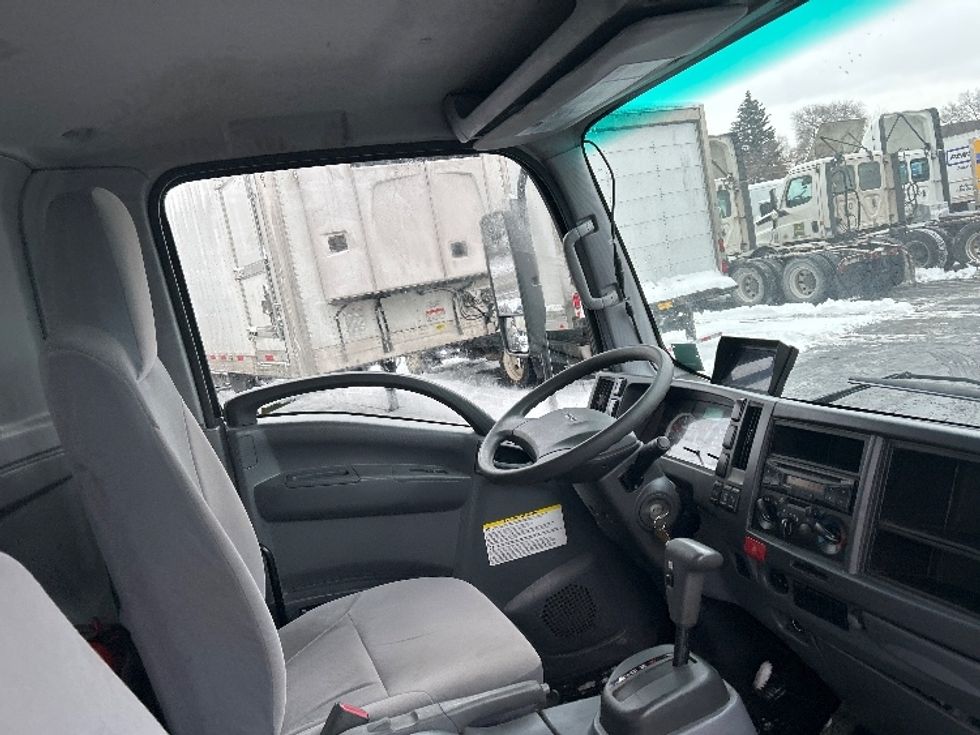 Refrigerated Truck-Light and Medium Duty Trucks-Isuzu-2018-NQR-Brooklyn Park-MN-46,759\n\t\tmiles-$ 55,000 - Image 22