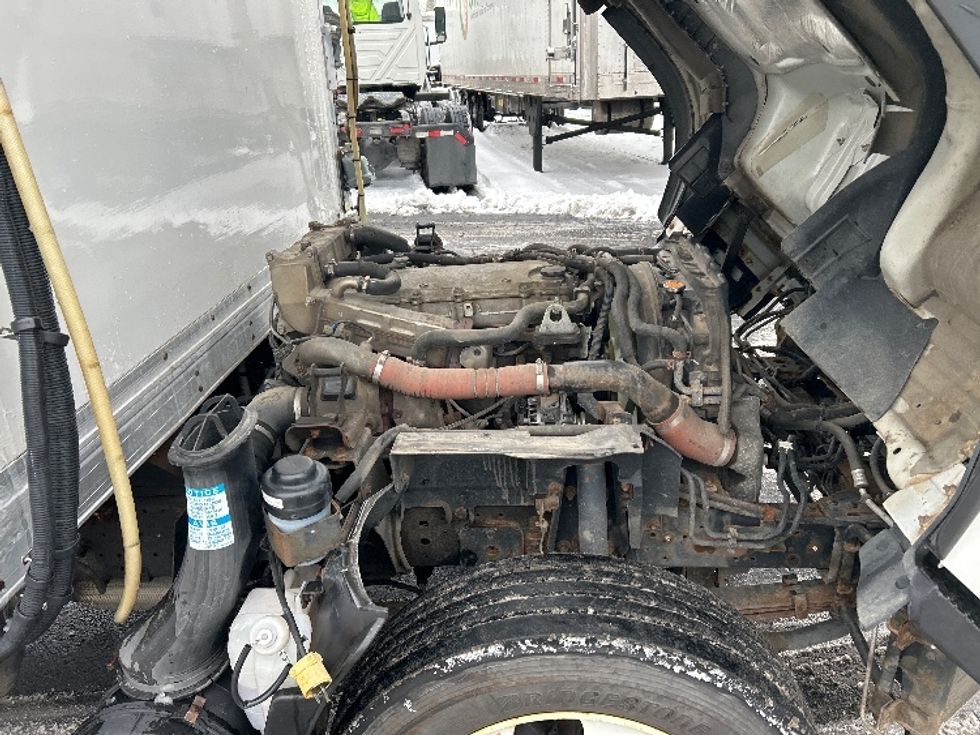 Refrigerated Truck-Light and Medium Duty Trucks-Isuzu-2018-NQR-Brooklyn Park-MN-46,759\n\t\tmiles-$ 55,000 - Image 23