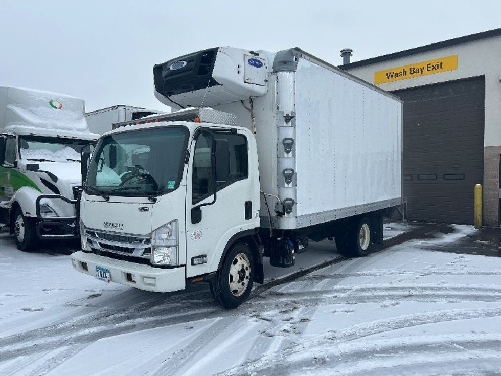 Refrigerated Truck-Light and Medium Duty Trucks-Isuzu-2018-NQR-Brooklyn Park-MN-46,759\n\t\tmiles-$ 55,000 - Image 3