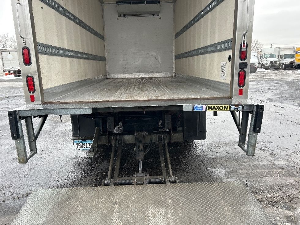 Refrigerated Truck-Light and Medium Duty Trucks-Isuzu-2018-NQR-Brooklyn Park-MN-46,759\n\t\tmiles-$ 55,000 - Image 9