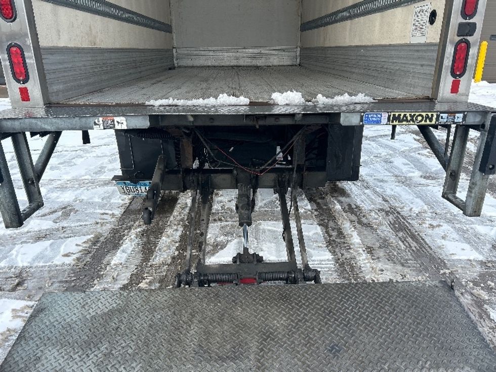 Refrigerated Truck-Light and Medium Duty Trucks-Isuzu-2018-NQR-Brooklyn Park-MN-78,202\n\t\tmiles-$ 52,250 - Image 10