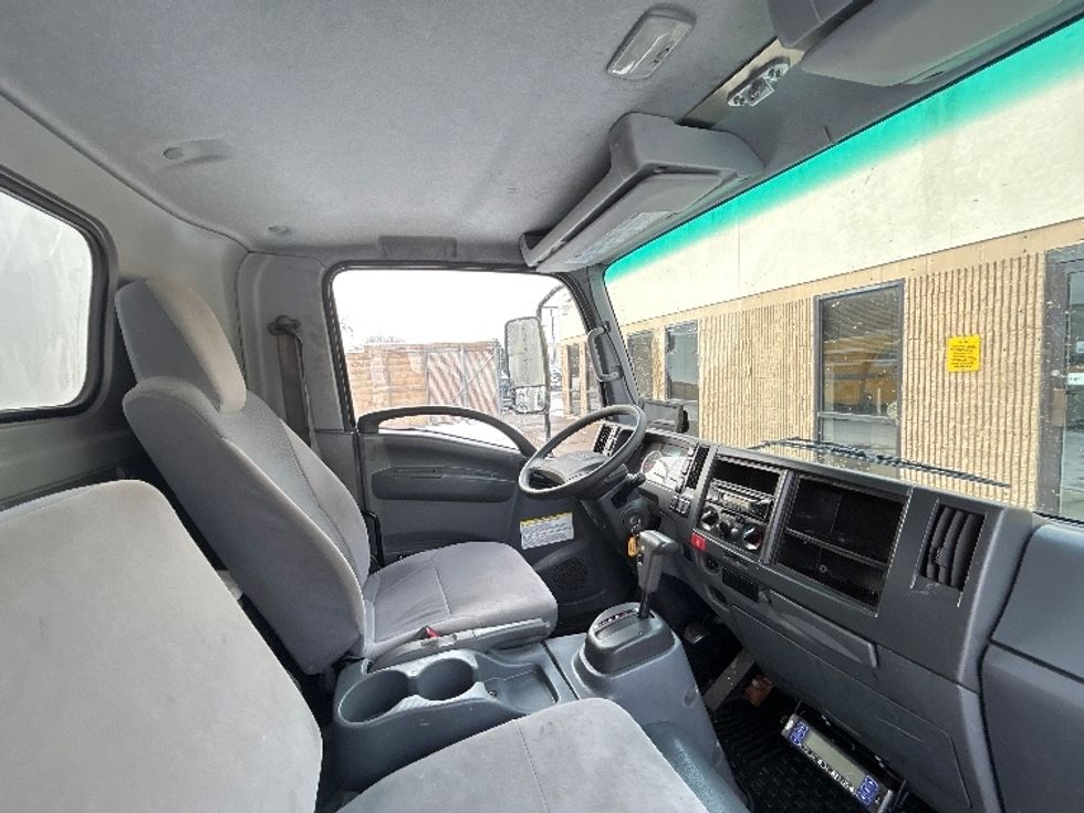 Refrigerated Truck-Light and Medium Duty Trucks-Isuzu-2018-NQR-Brooklyn Park-MN-78,202\n\t\tmiles-$ 52,250 - Image 22