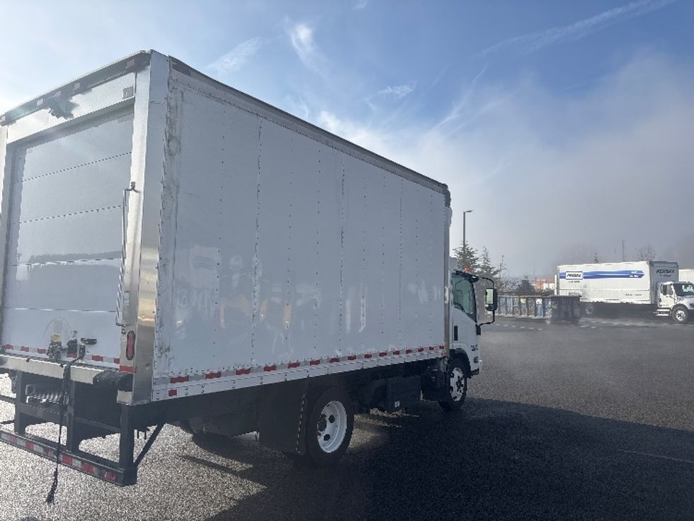 Refrigerated Truck-Light and Medium Duty Trucks-Isuzu-2018-NQR-Everett-WA-200,491\n\t\tmiles-$ 37,750 - Image 13