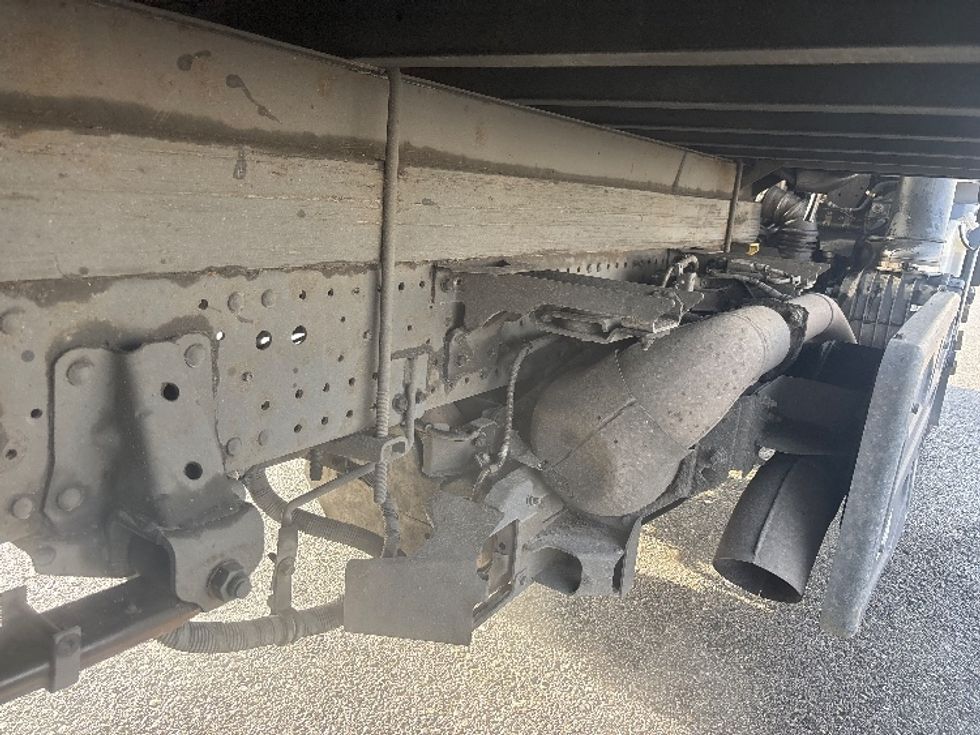 Refrigerated Truck-Light and Medium Duty Trucks-Isuzu-2018-NQR-Everett-WA-200,491\n\t\tmiles-$ 37,750 - Image 14