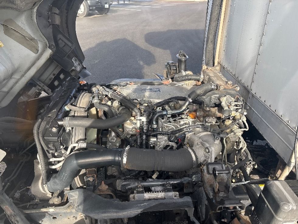 Refrigerated Truck-Light and Medium Duty Trucks-Isuzu-2018-NQR-Everett-WA-200,491\n\t\tmiles-$ 37,750 - Image 23