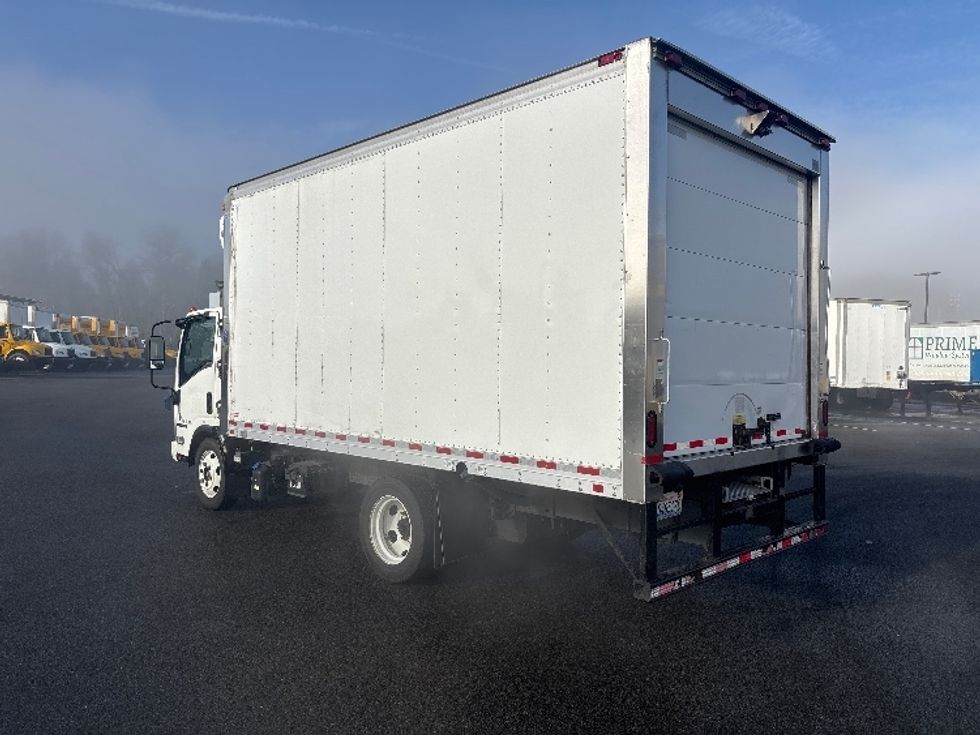 Refrigerated Truck-Light and Medium Duty Trucks-Isuzu-2018-NQR-Everett-WA-200,491\n\t\tmiles-$ 37,750 - Image 6