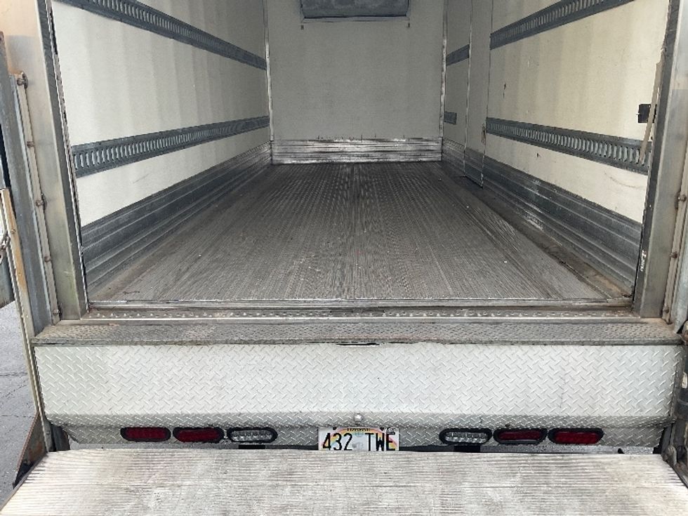 Refrigerated Truck-Light and Medium Duty Trucks-Isuzu-2018-NQR-La Mirada-CA-80,180\n\t\tmiles-$ 53,000 - Image 10