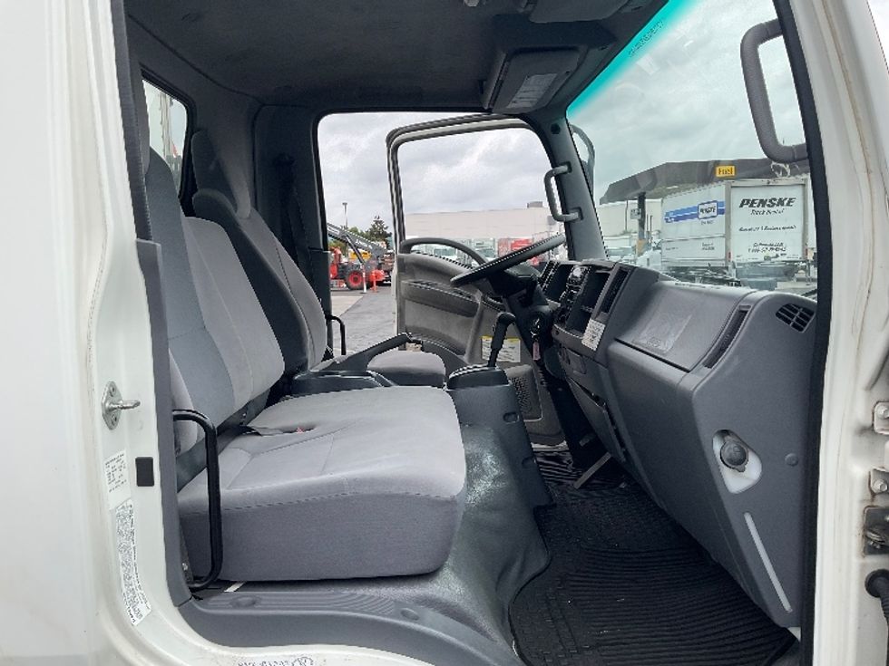 Refrigerated Truck-Light and Medium Duty Trucks-Isuzu-2018-NQR-La Mirada-CA-80,180\n\t\tmiles-$ 53,000 - Image 21
