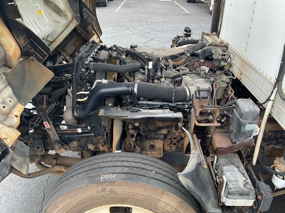 Refrigerated Truck-Light and Medium Duty Trucks-Isuzu-2018-NQR-La Mirada-CA-80,180\n\t\tmiles-$ 53,000 - Image 23