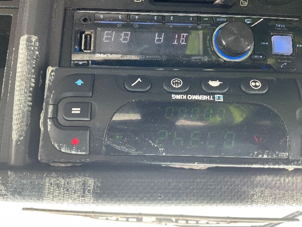 Refrigerated Truck-Light and Medium Duty Trucks-Isuzu-2018-NQR-La Mirada-CA-80,180\n\t\tmiles-$ 53,000 - Image 24