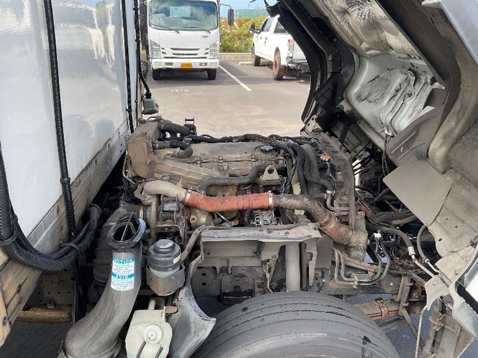 Refrigerated Truck-Light and Medium Duty Trucks-Isuzu-2018-NQR-La Mirada-CA-84,569\n\t\tmiles-$ 46,000 - Image 23