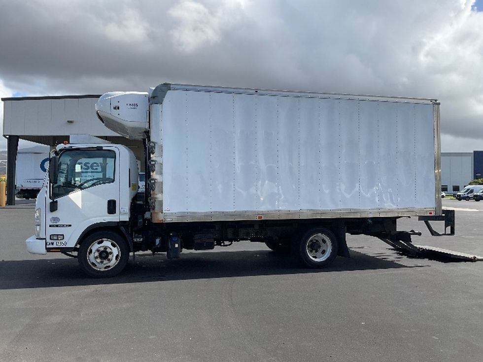 Refrigerated Truck-Light and Medium Duty Trucks-Isuzu-2018-NQR-La Mirada-CA-84,569\n\t\tmiles-$ 46,000 - Image 4
