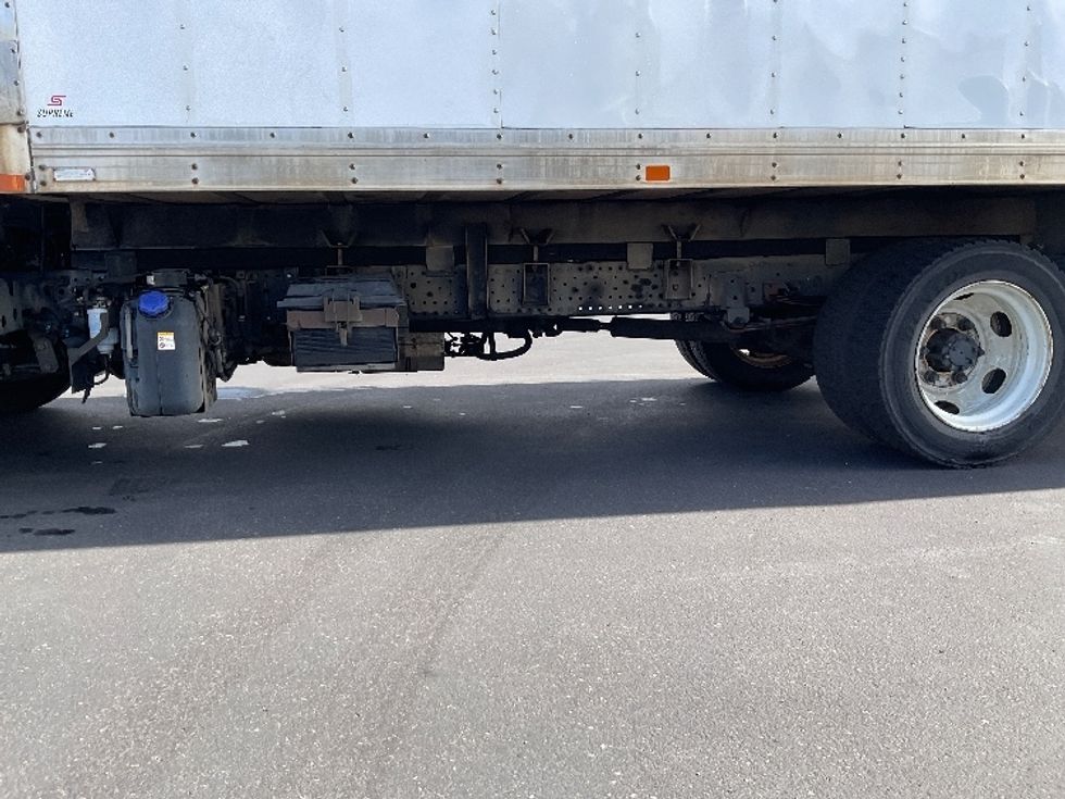 Refrigerated Truck-Light and Medium Duty Trucks-Isuzu-2018-NQR-La Mirada-CA-84,569\n\t\tmiles-$ 46,000 - Image 5