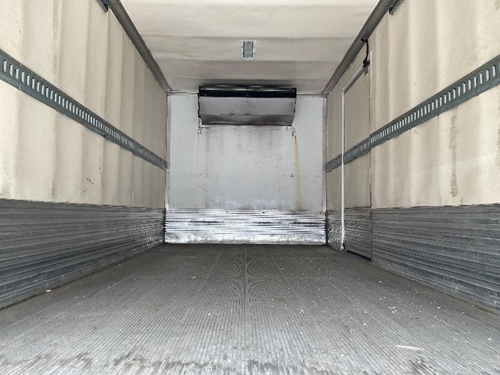 Refrigerated Truck-Light and Medium Duty Trucks-Isuzu-2018-NQR-La Mirada-CA-84,569\n\t\tmiles-$ 46,000 - Image 8